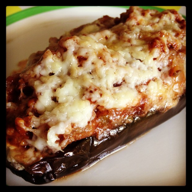 Berenjena rellena de carne