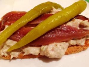 bbonito anchoa piparra