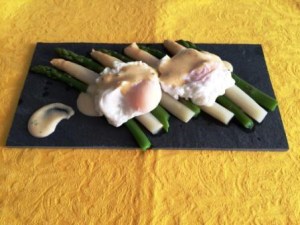 huevos esparragos