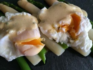 huevos esparragos1