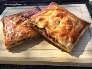 hojaldre queso bacon